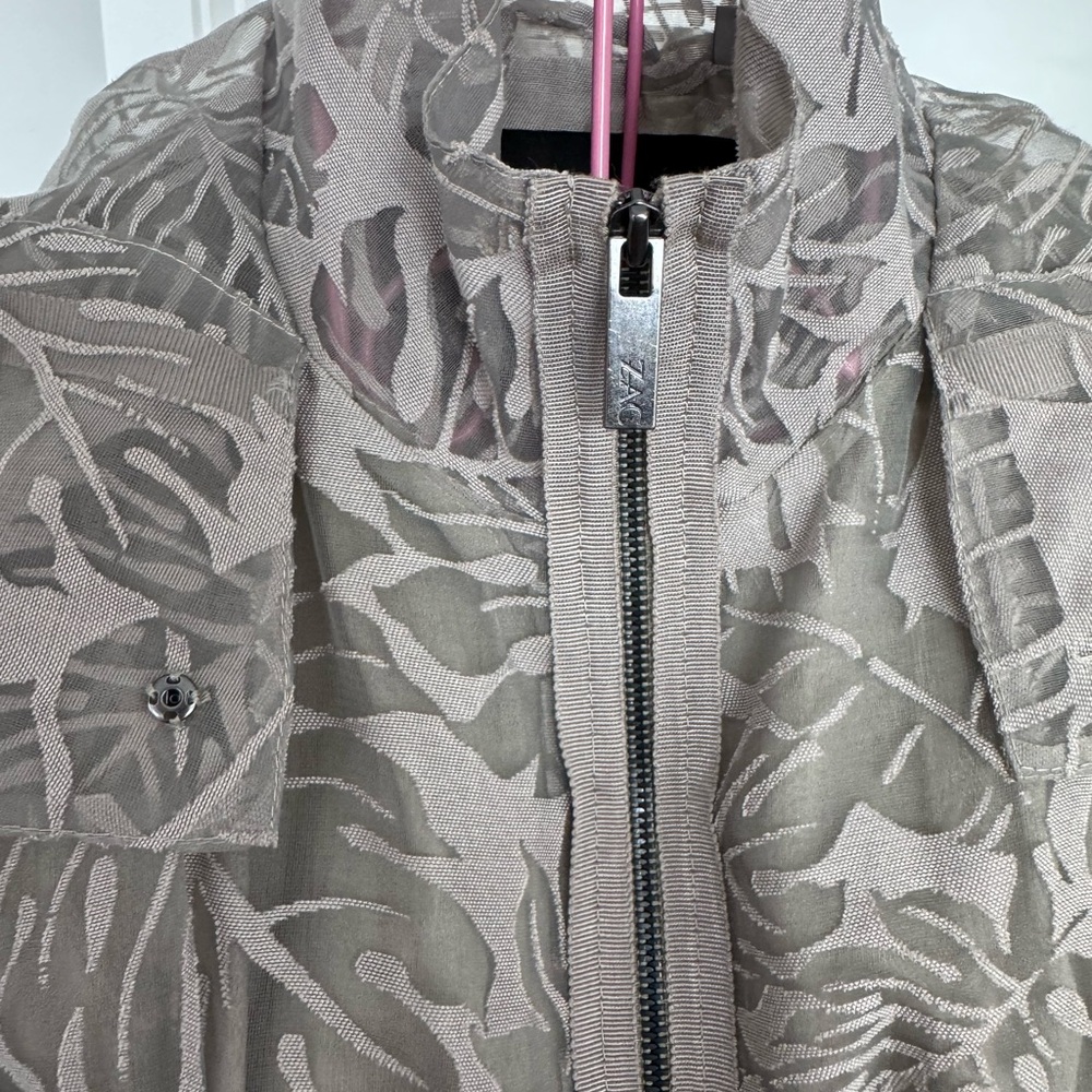 Zac Posen Sheer Floral Jacket in Cream - Picture 2 of 7